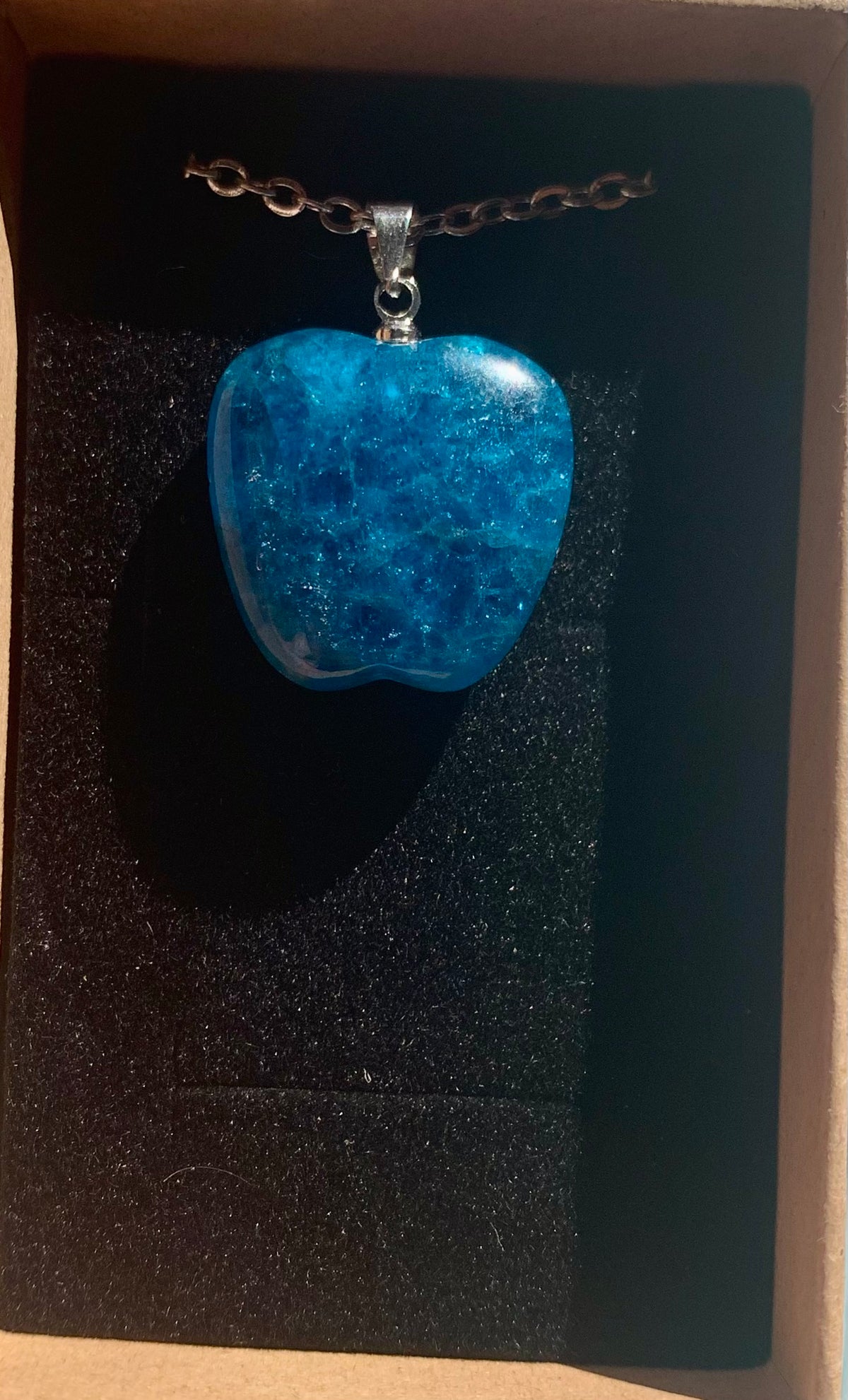 Necklace with blue apatite pendant