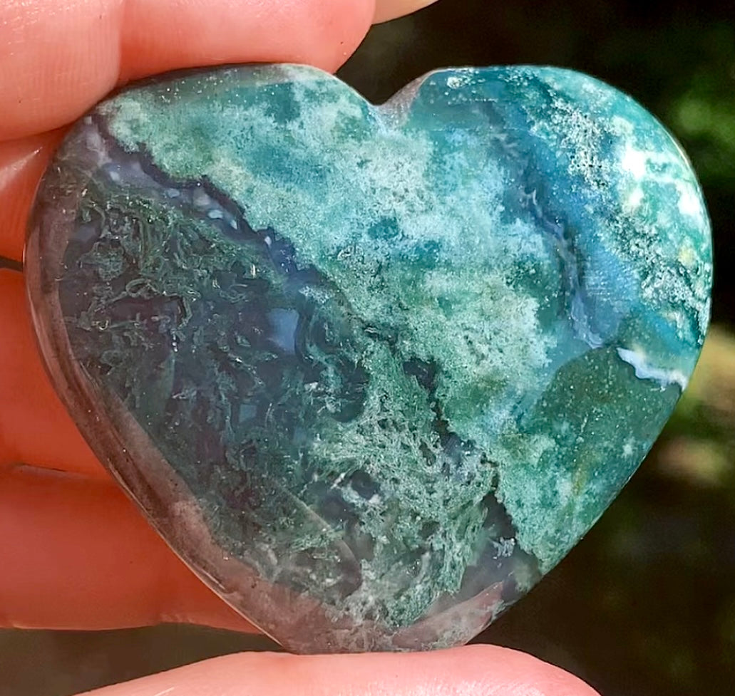 Moss agate heart