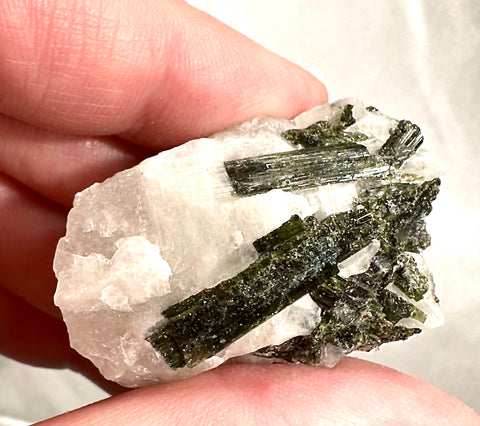 Raw green tourmaline (Brazil)