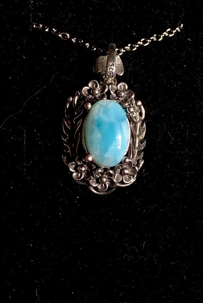 Collana con pendente in larimar (argento 925)