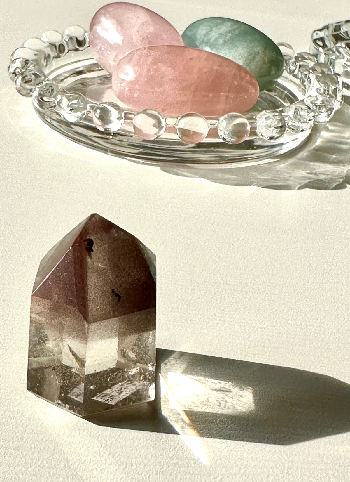 Punte e freeform di pink lithium quartz