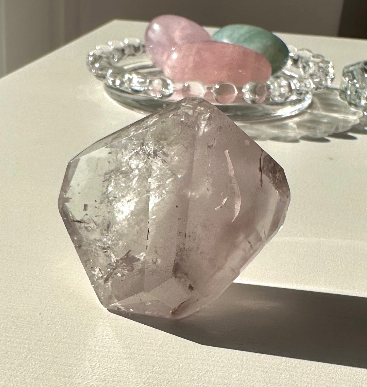 Punte e freeform di pink lithium quartz