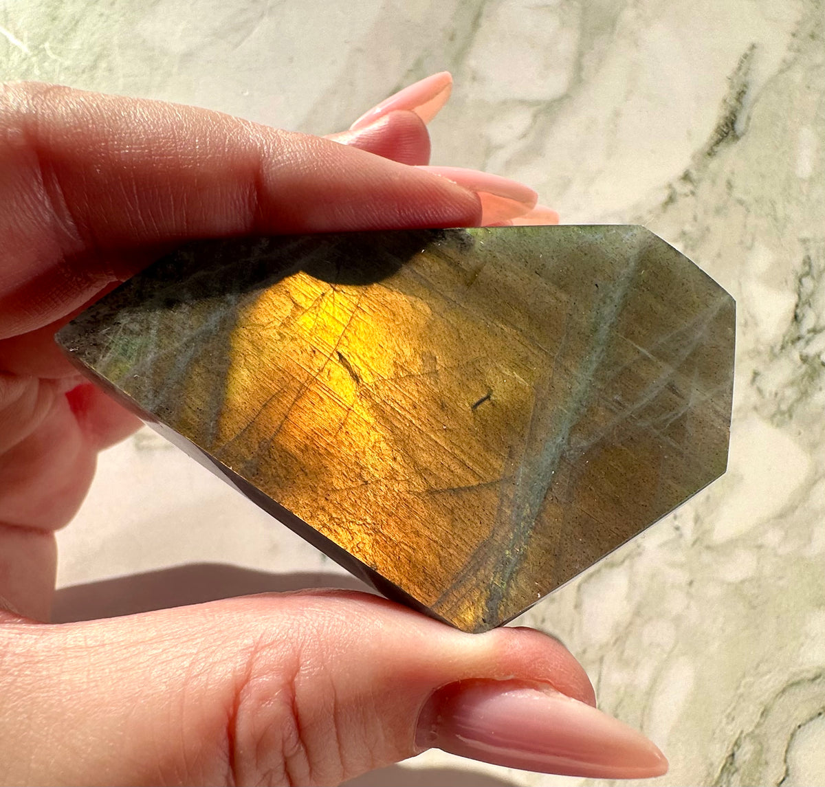 Freeform in labradorite