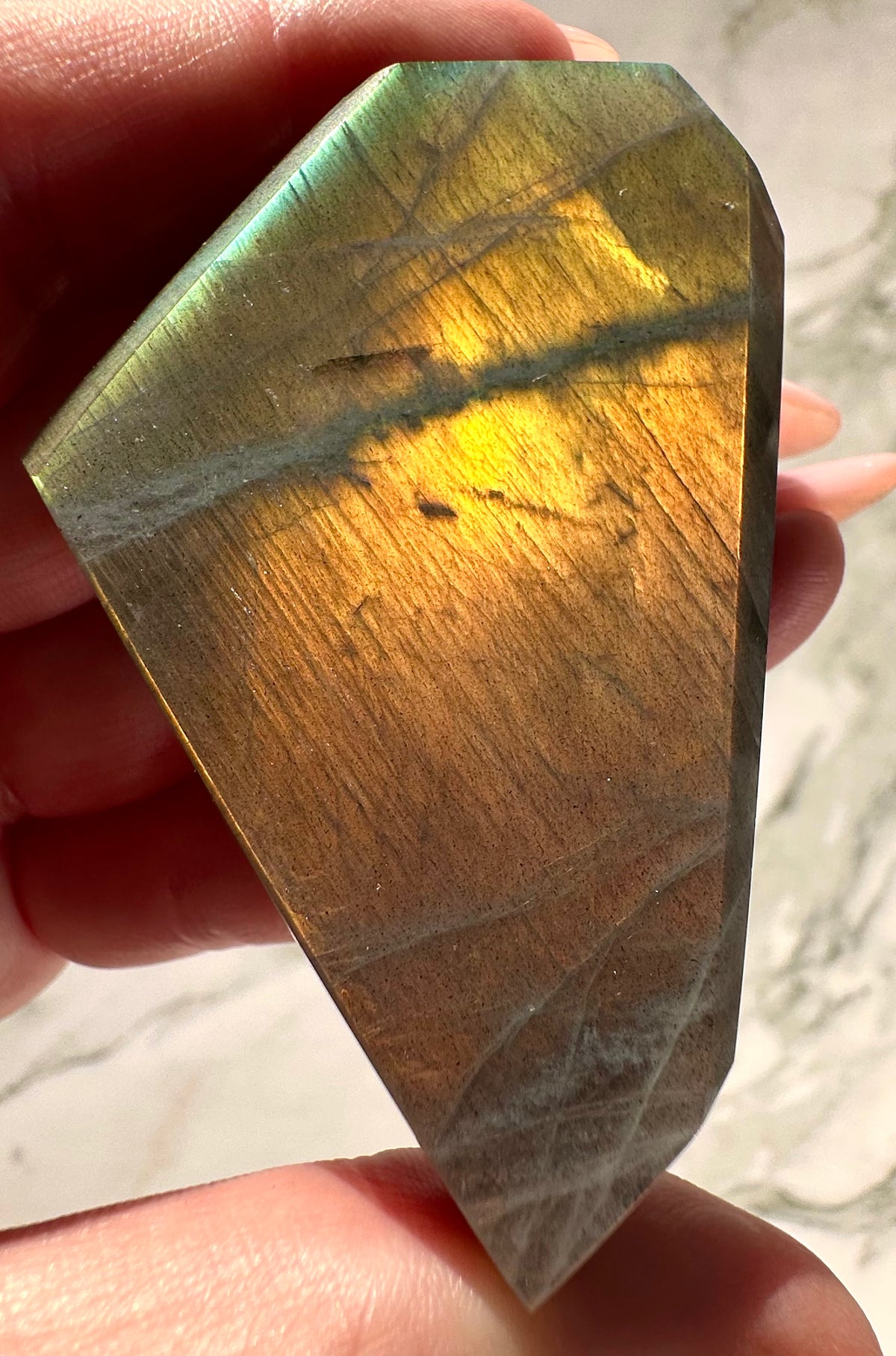 Freeform in labradorite