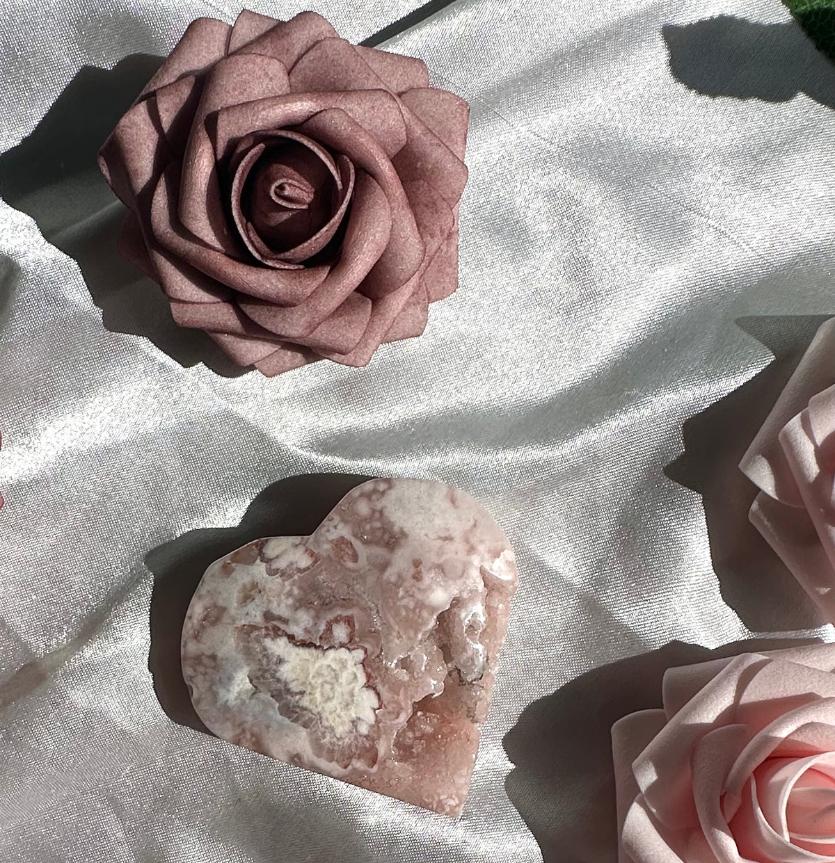 Cuore in ametista rosa ed agata sakura druzy