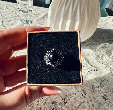 Anello in tormalina nera