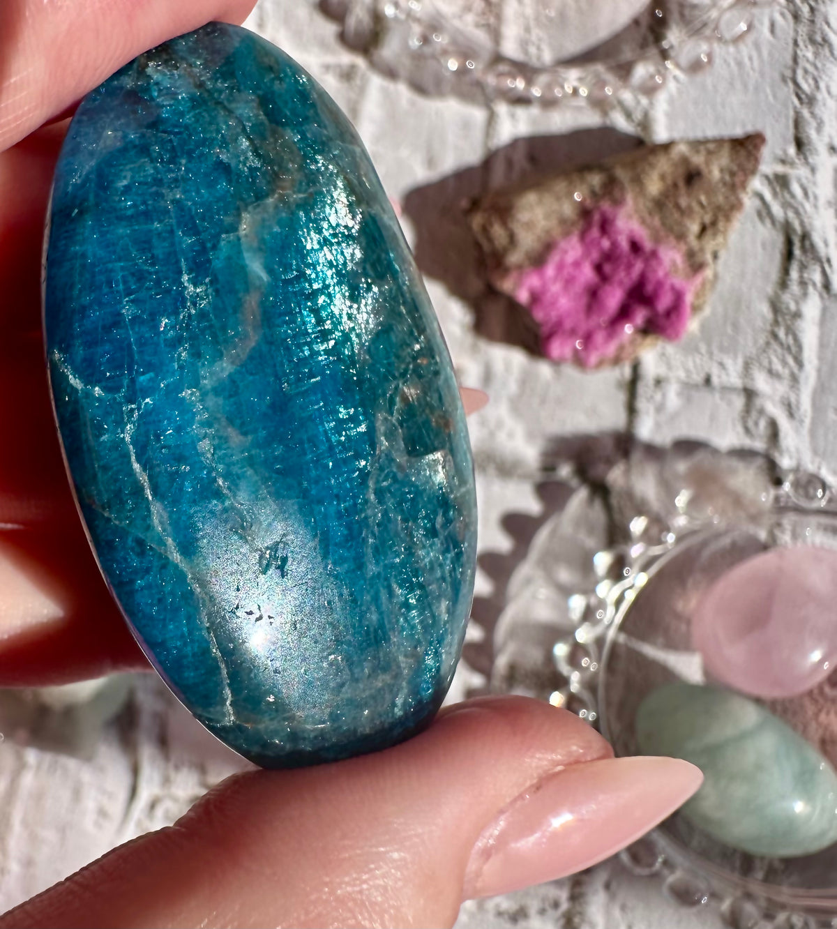 Palmstone in apatite blu