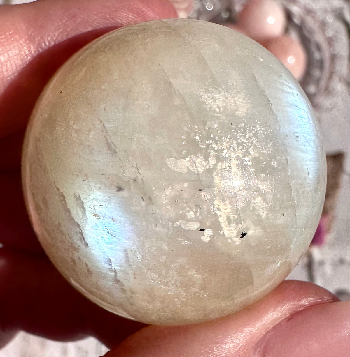 Sfera in pietra di luna (Tanzania)