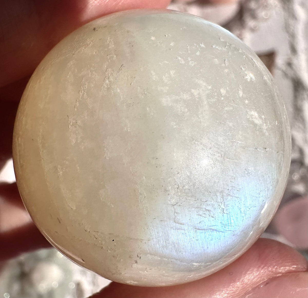 Sfera in pietra di luna (Tanzania)