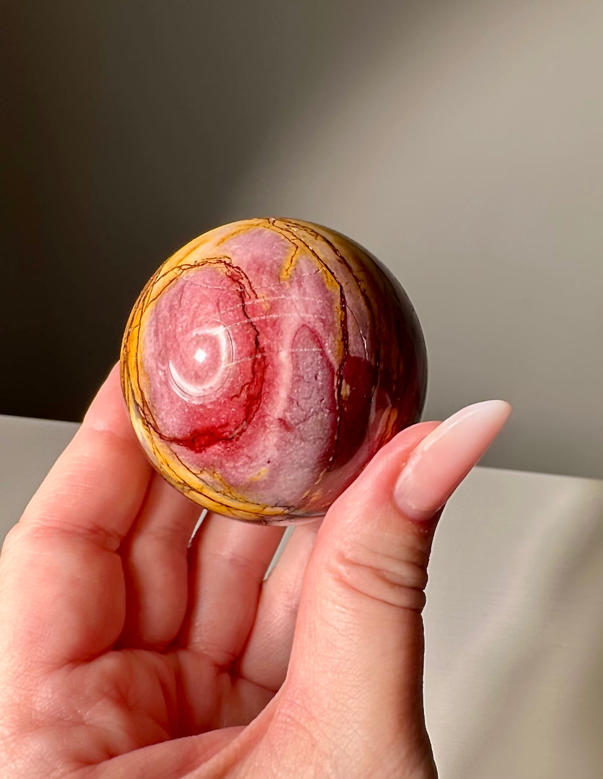 Sfera in mookaite