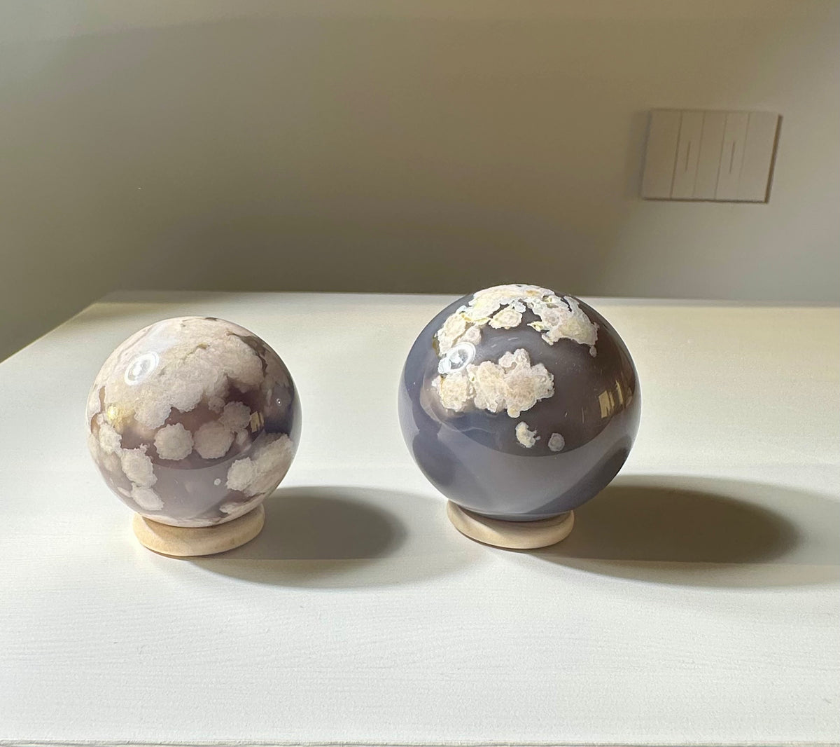 Sfera in agata sakura nera