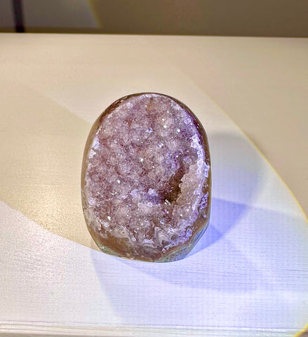 Cut base di ametista sugar dell'Uruguay