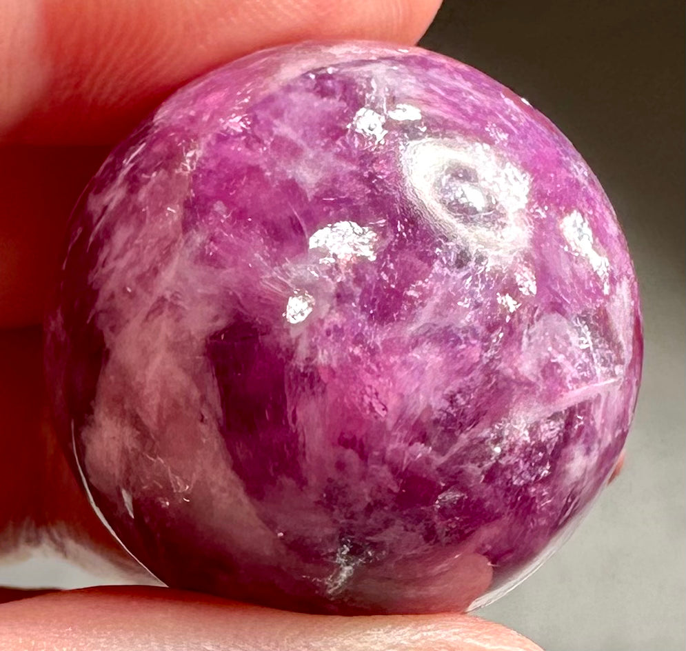 Sphere in fuchsia lepidolite