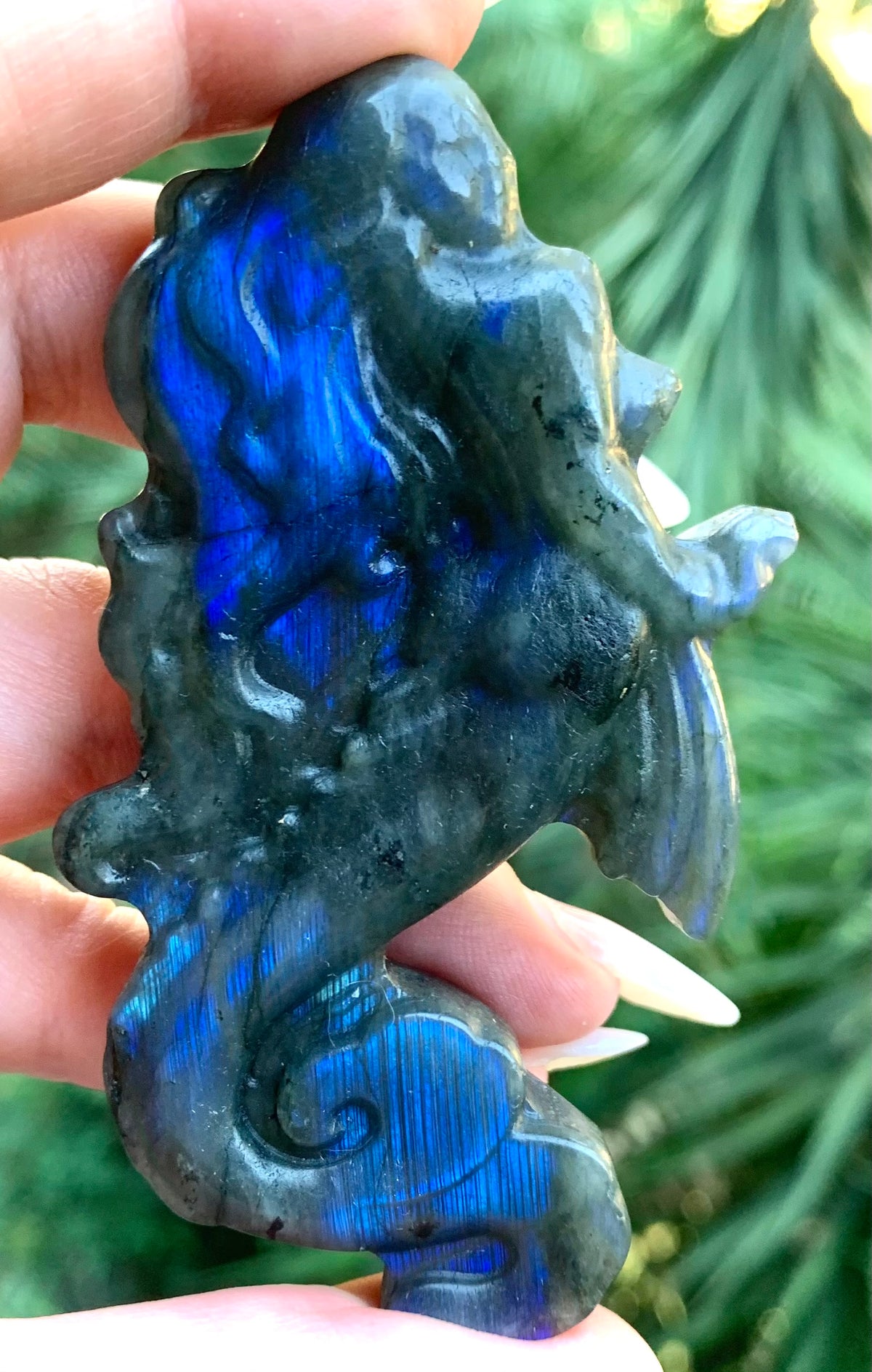 Sirene in labradorite