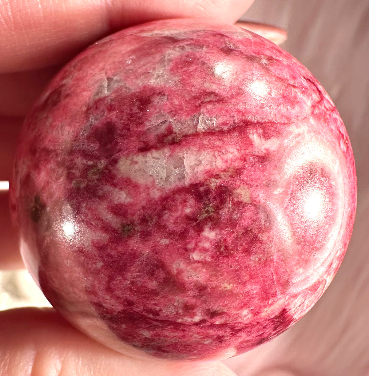 Sfera in thulite