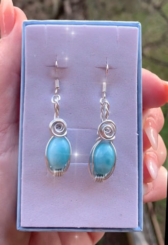 Orecchini in larimar (fatti a mano)